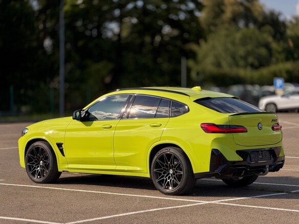 2022 BMW X4 M Competition I (F98) Рестайлинг, жёлтый, 8300000 рублей - вид 5