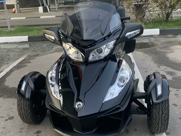 2016 BRP Can-Am Spyder, чёрный, 2150000 рублей