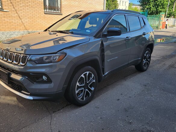 2024 Jeep Compass II Рестайлинг, коричневый, 3900000 рублей - вид 5