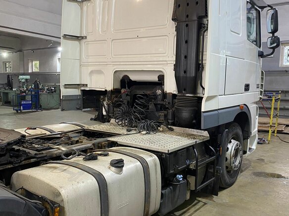 2010 DAF XF 105, белый, 3750000 рублей - вид 10