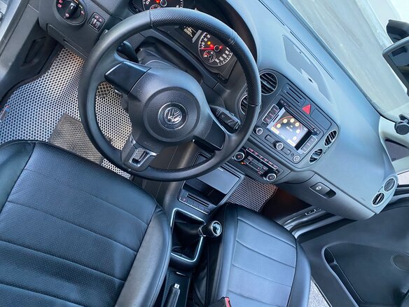 2011 Volkswagen Golf Plus II, серебристый, 300000 рублей - вид 11