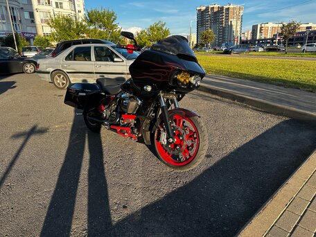 2018 Harley-Davidson Road Glide, чёрный, 1480000 рублей, вид 1