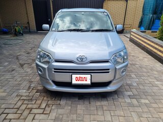 2015 Toyota Succeed I Рестайлинг, серебристый, 1400000 рублей, вид 3