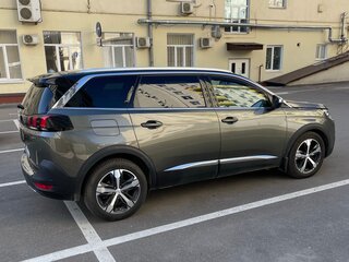 2018 Peugeot 5008 II, серый, 2400000 рублей, вид 4