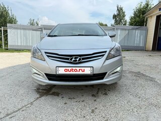 2016 Hyundai Solaris I Рестайлинг, серебристый, 1200000 рублей, вид 4