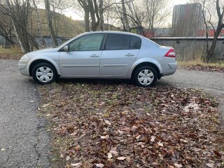 2007 Renault Megane II Рестайлинг, серебристый, 285000 рублей, вид 3