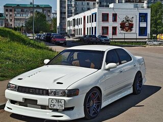 1993 Toyota Cresta IV (X90), белый, 1800000 рублей, вид 1