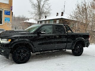 2021 Ram 1500 Quad Cab V, чёрный, 7000000 рублей, вид 1