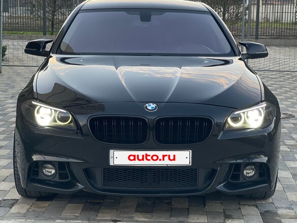 2014 BMW 5 серии 520i VI (F10/F11/F07) Рестайлинг, чёрный, 1800000 рублей - вид 2