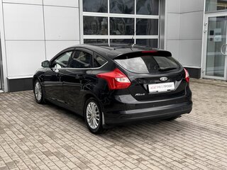 2013 Ford Focus III, чёрный, 660000 рублей, вид 5