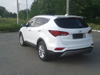 2017 Hyundai Santa Fe III Рестайлинг, белый, 2550000 рублей, вид 3