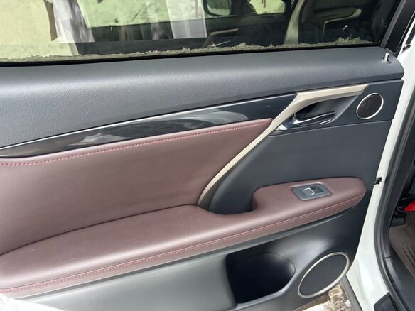2021 Lexus RX 300 IV Рестайлинг, белый, 5800000 рублей - вид 12