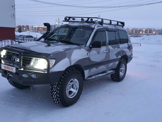 2005 Toyota Land Cruiser 105 100 Series Рестайлинг 2, серебристый, 4000000 рублей, вид 5