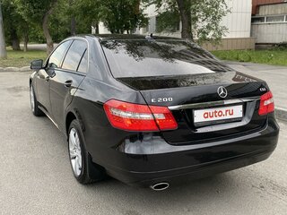 2010 Mercedes-Benz E-Класс 200 5G-Tronic IV (W212, S212, C207), чёрный, 1700000 рублей, вид 4