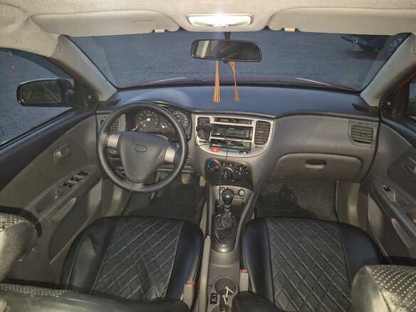 2006 Kia Rio II, красный, 550000 рублей - вид 10