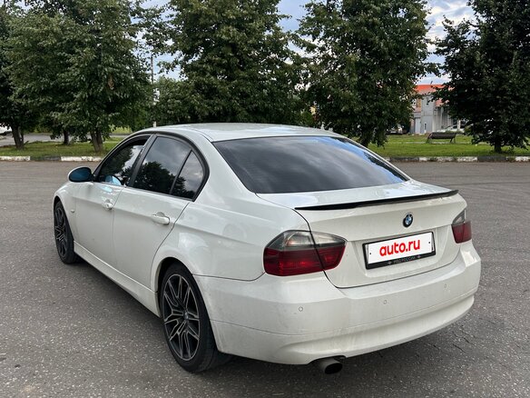 2006 BMW 3 серии 320i V (E90/E91/E92/E93), белый, 700000 рублей - вид 5