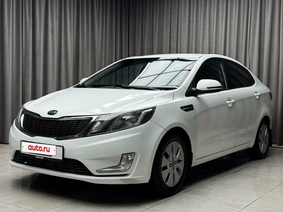 2013 Kia Rio 5-speed III, белый