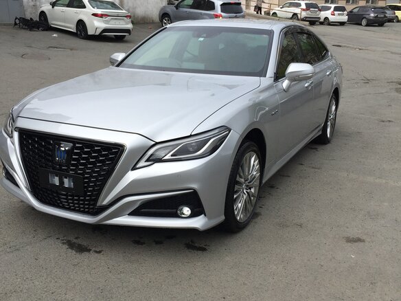 2019 Toyota Crown XV (S220), серый