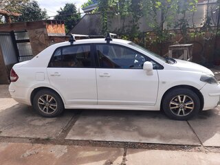 2013 Nissan Tiida I Рестайлинг, белый, 490000 рублей, вид 3