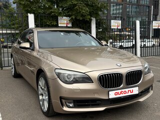 2009 BMW 7 серии 730d V (F01/F02/F04), золотистый, 1670000 рублей, вид 4