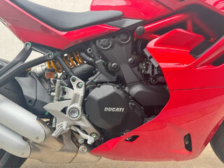 2024 Ducati Supersport, красный, 1800000 рублей, вид 5