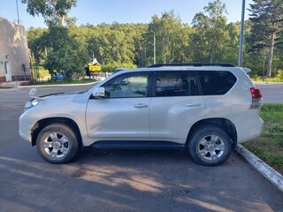 2009 Toyota Land Cruiser Prado 150 Series, белый, 3000000 рублей, вид 4