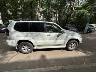 2007 Toyota Land Cruiser Prado 120 Series Рестайлинг, белый, 2150000 рублей, вид 3