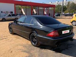2004 Mercedes-Benz S-Класс 500 7-speed IV (W220) Рестайлинг, чёрный, 1100000 рублей, вид 4