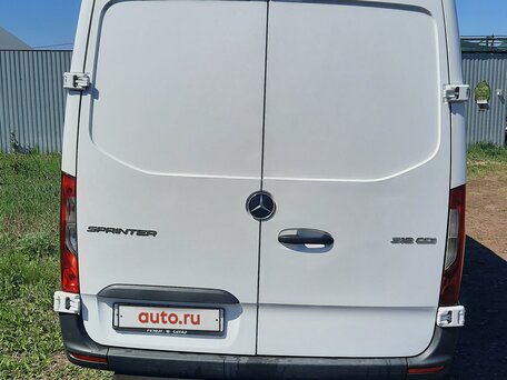 2020 Mercedes-Benz Sprinter, белый, 4000000 рублей, вид 4