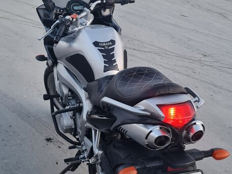 2003 Yamaha FZ6, серебристый, 450000 рублей, вид 4