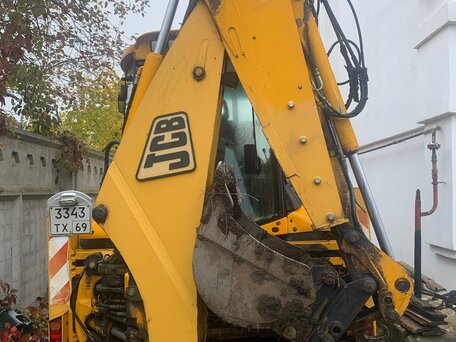 2004 JCB 4CX, 5500000 рублей, вид 4
