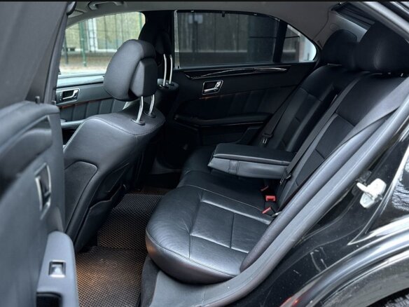 2009 Mercedes-Benz E-Класс 350 IV (W212, S212, C207), чёрный, 1310000 рублей - вид 21