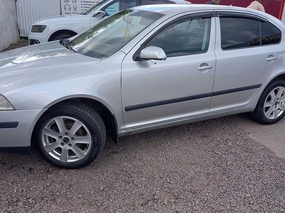 2007 Skoda Octavia II (A5), серебристый, 350000 рублей - вид 2