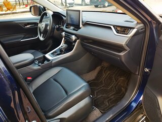 2022 Toyota RAV4 V (XA50), синий, 3650000 рублей, вид 2