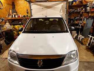 2012 Renault Logan I Рестайлинг, белый, 300000 рублей, вид 2