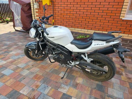2013 Hyosung Comet GT650, белый, 490000 рублей, вид 5