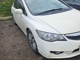2010 Honda Civic Hybrid VIII Рестайлинг, белый, 700000 рублей, вид 5