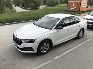 2021 Skoda Octavia IV (A8), белый, 2050000 рублей, вид 1