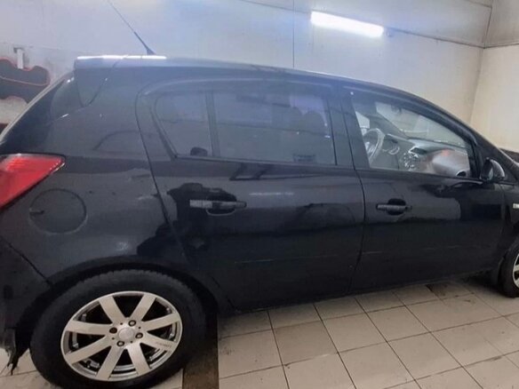 2007 Opel Corsa D, чёрный, 360000 рублей - вид 3