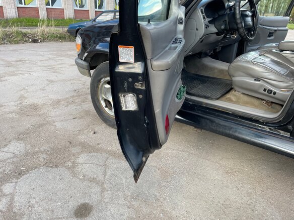 1998 Ford Explorer II, чёрный - вид 14