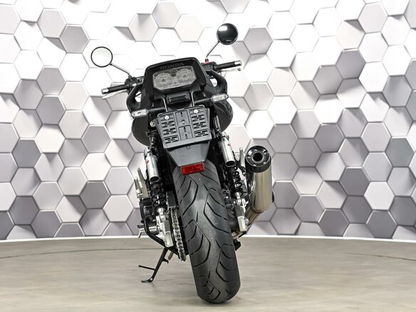 2025 Honda CB 1300, чёрный, 1690000 рублей - вид 5