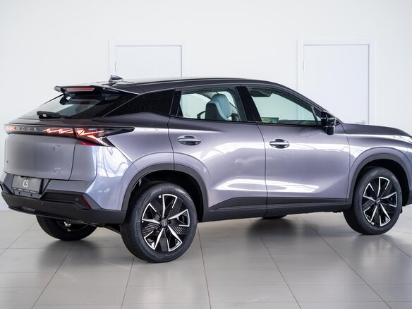 2026 Omoda C5 II, серебристый, 2779000 рублей - вид 6