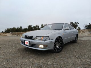 1995 Toyota Vista IV (V40), серебристый, 500000 рублей, вид 1