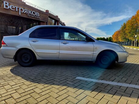2006 Mitsubishi Lancer IX Рестайлинг, серебристый, 460000 рублей, вид 3