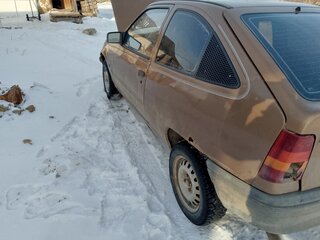 1986 Opel Kadett E, коричневый, 100000 рублей, вид 3