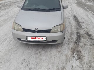 2000 Toyota Platz, серый, 395000 рублей, вид 1