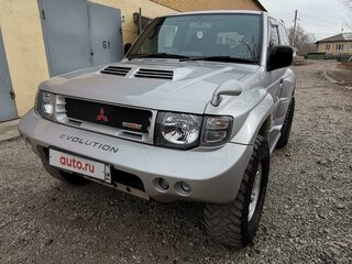 1997 Mitsubishi Pajero Evolution II Рестайлинг, серебристый, 3000000 рублей, вид 5