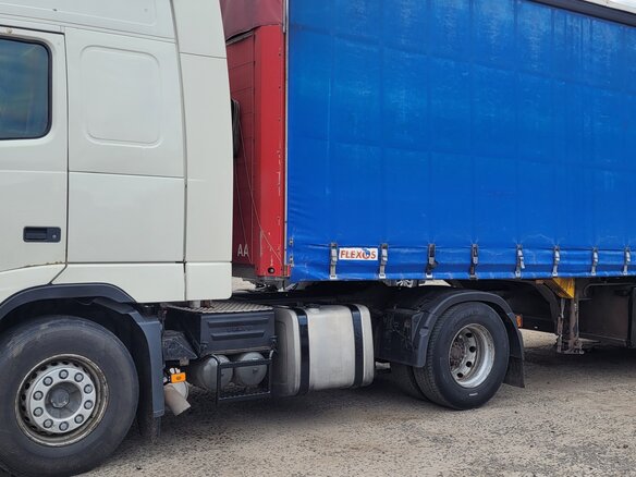2003 Volvo FH, белый, 3599000 рублей - вид 18