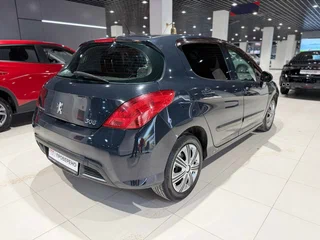 2011 Peugeot 308 I Рестайлинг, чёрный, 549000 рублей, вид 3