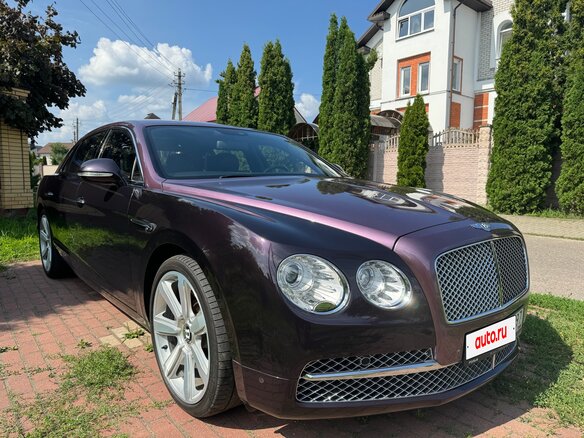 2014 Bentley Flying Spur II, красный, 6150000 рублей - вид 2